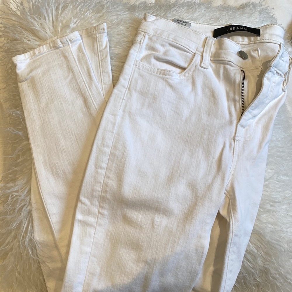 White skinny J Brand jeans s25